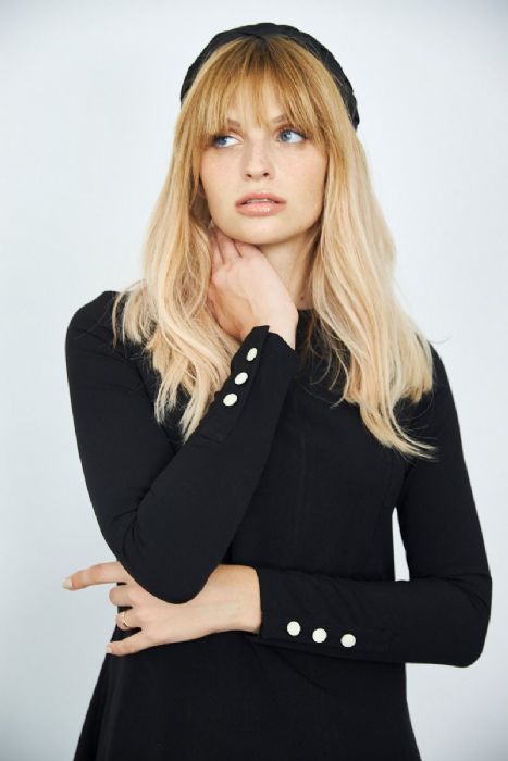 שמלת כפתורים בשרוול שחורה