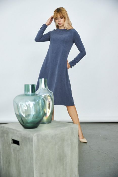 שמלת כפתורים בשרוול תכלת