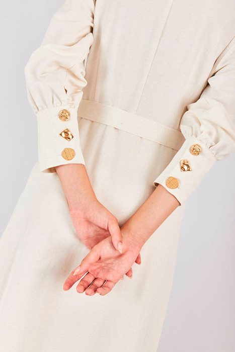 שמלה לבנה קומות חגיגית מידי