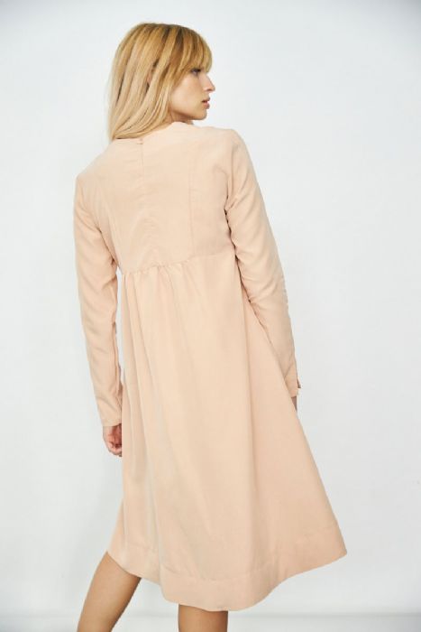 שמלת תיפורים במותן ורודה