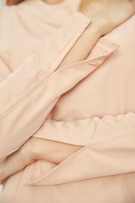 שמלת תיפורים במותן ורודה