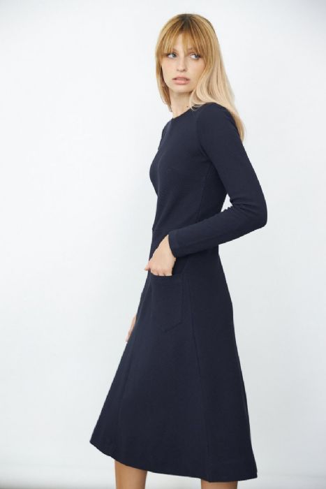 שמלת אלכסונים כחולה