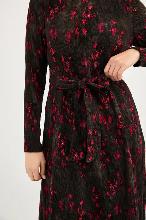 שמלה כיווצים פליסה אפור עם כתמים ורוד פוקסיה