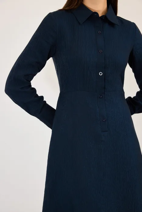 שמלת צווארון מידי כחול עמוק רודונייט